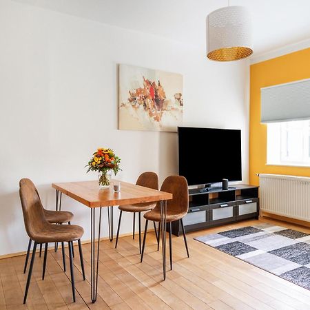Ferienwohnungen Und Appartements Im Idyllischen Vierkanthof, Gruppenurlaube Loipersdorf bei Fuerstenfeld Ngoại thất bức ảnh